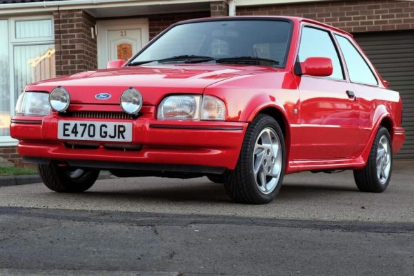 Ford Escort RS Turbo 1600 1988 Radiant Red Manual