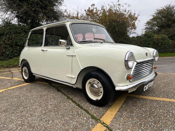 1969  Austin Mini Cooper. MK2. 998cc. Snowberry white. Matching numbers.