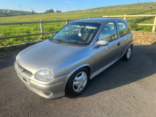 Vauxhall Corsa B GSI 16V 1995 1996 nova GTE SR VXR Rare low mileage classic car