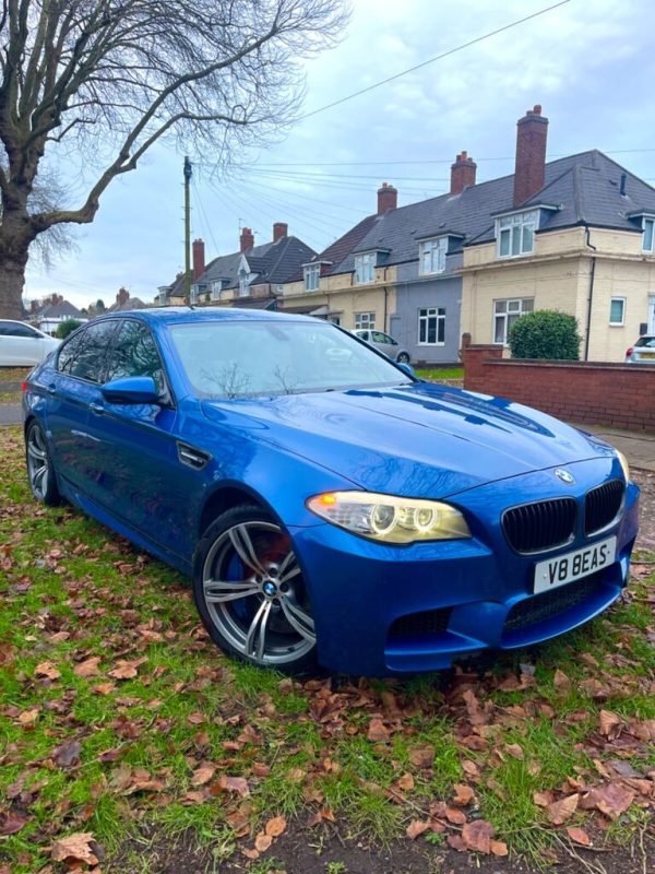 bmw m5 f10 4.4 V8 Monte Carlo Blue