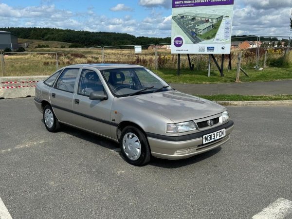 1994 Vauxhall Cavalier 1.7 LS TD 5dr HATCHBACK Diesel Manual